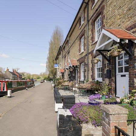 4 Canalside Cottages Тоустер Екстер'єр фото