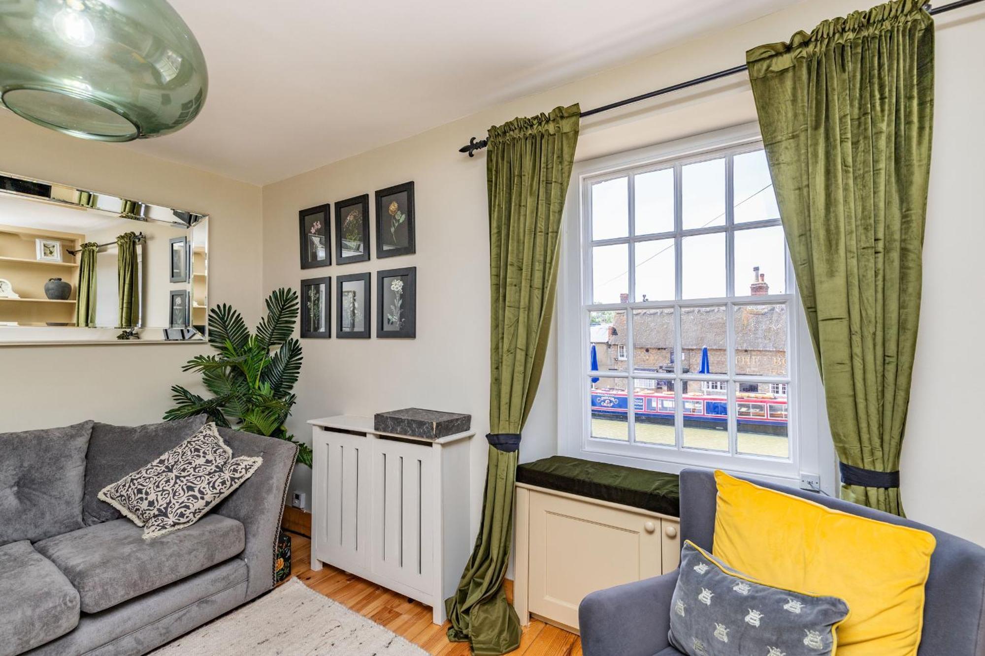 4 Canalside Cottages Тоустер Екстер'єр фото